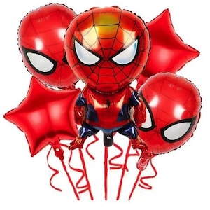 Puede incluir: Un conjunto de globos de aluminio rojos y azules con tem&aacute;tica de Spider-Man. El conjunto incluye un globo grande con la figura de Spider-Man, dos globos con forma de cara y dos globos con forma de estrella. Se adjuntan cintas rojas.