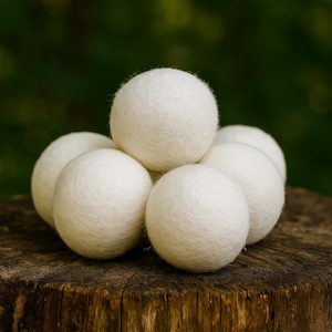 New Zealand Wool Dryer Balls white – Natural Laundry Softener | Reusable Eco Wool Balls | Zero Waste Dryer Aid | Handmade in Nepal