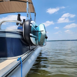 Pontoon Boat Dual Wakeboard/Paddle Board Soution