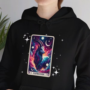 Sweat à capuche carte de tarot signe du zodiaque, sweat-shirt d'Halloween douillet, vêtements astrologiques, cadeau astrologique unique, cadeau saisonnier parfait