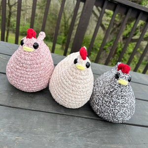 Crochet chicken- chicken- Amigurumi chicken- chicken plushie/ farm animal