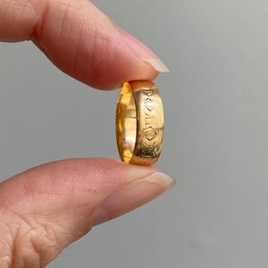 Dolores Vintage Engraved 14k Gold Band Ring Circa 1900-1950 - Size 5.25