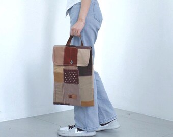 Upgecycelte Laptoptasche – Gepolsterte Laptoptasche – Patchwork-Laptoptasche – Handgefertigtes Technik-Accessoire – Nachhaltiges Geschenk für Sie/Ihn