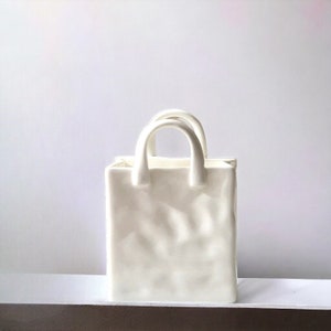 Nordic Portable Vase Bag-Shaped Vase White Ceramic Vase Modern Vase Home Decor Living Room Decoration Flower Pots A