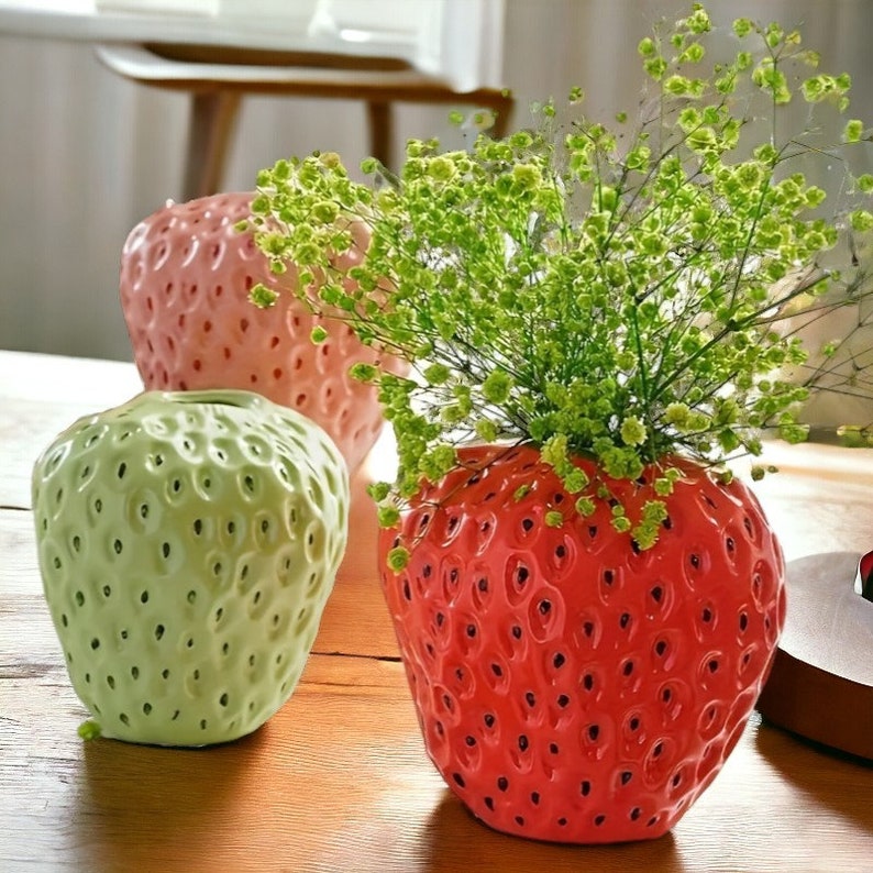 Strawberry-shaped Vase | Ornamental Vases | Strawberry Flower Vase | Home Decor | Flower Pots | Living Room Decorations