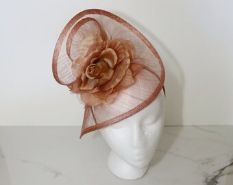 Blush Kentucky Derby Fascinator Beige Flower Hatinator Wedding Guest Hat Taupe Hat Peach Fascinator Elegant Tea Party Hat Copper Fascinator