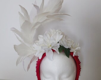 White Headband White Flowers Feathers Kentucky Derby Hat  display picture 3