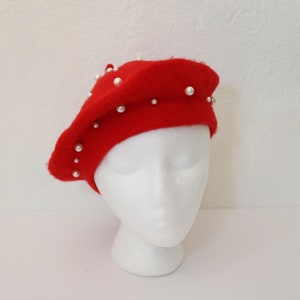 Red Beret With Pearls White Pearls Beret Perl Embellished Hat Pearl Wool Beret Warm Hat French Beret Elegant Hat Pearl Beaded Beret Casual
