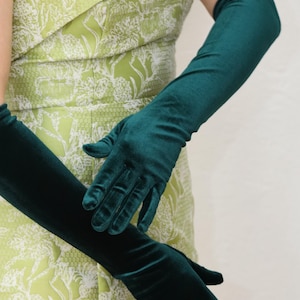 Green Velvet Gloves Below The Elbow Length Long Gloves Stretch 17&quot; Dark Green Opera Gloves Wedding Ball Prom Vintage Style Party Gloves