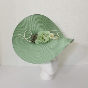 Light Green FascinatorIvory Flowers Kentucky Derby Hat Grey Flowers Wedding Guest Hat Pastel Green Fascinator Tea Party Grey Hat Sage Green