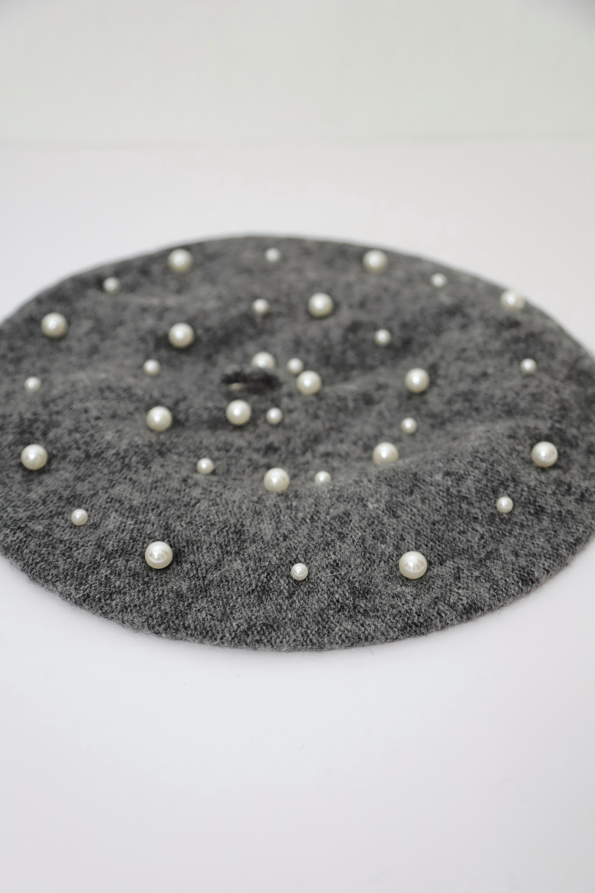 LOFT Gray Beret with White Pearl Beads Light Grey Beret With Pearls White Pearls Beret Perl  main image 3
