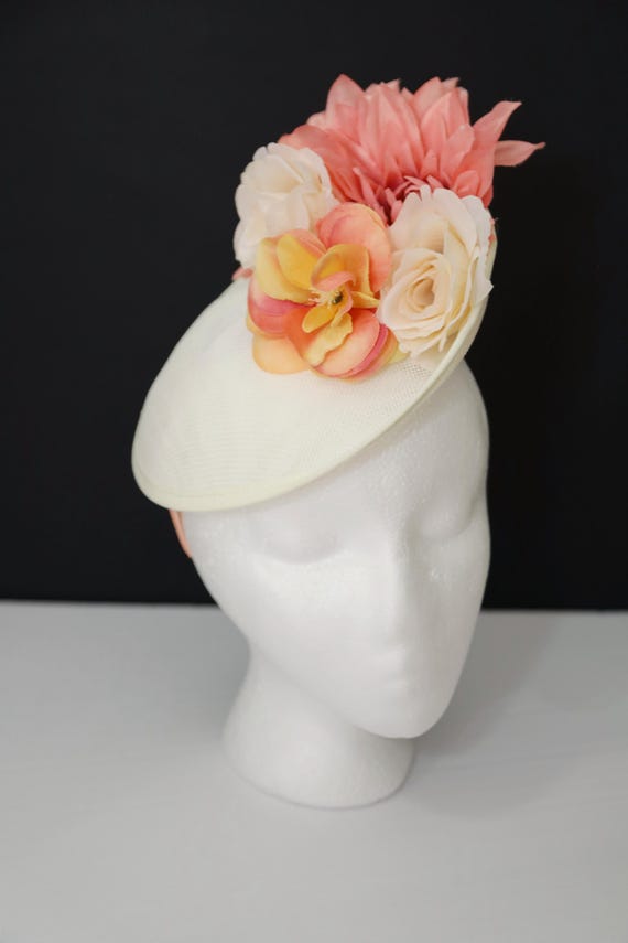 Ivory Kentucky Derby Fascinator: Peach & Blush Flower  display picture 1