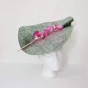 Sage Green Kentucky Derby Hat Pink Wedding Fascinator Pink Orchid Flower Hat Tea Party Royal Ascot Pale Green Fascinator Pastel Green Hat