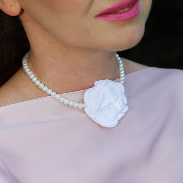 White Flower Rose Choker Pearl Necklace Satin Floral Jewelry Handmade White Fabric Necklace Wedding Choker Church Vintage White Pearls