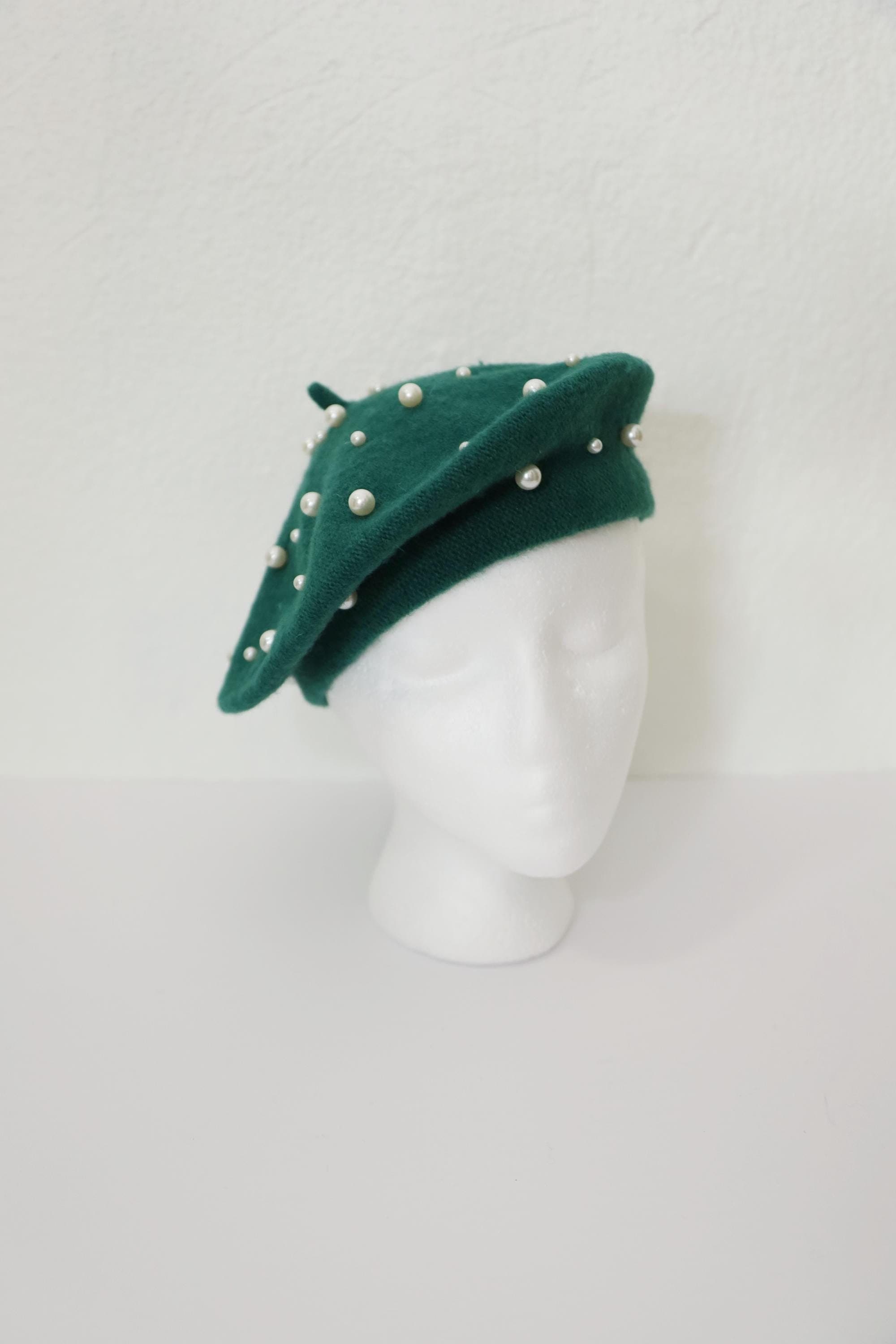 Green Beret With Pearls White Pearls Beret Perl Embellished  display picture 2