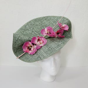 Sage Green Kentucky Derby Hat Pink Wedding Fascinator Pink Orchid Flower Hat Tea Party Royal Ascot Pale Green Fascinator Pastel Green Hat