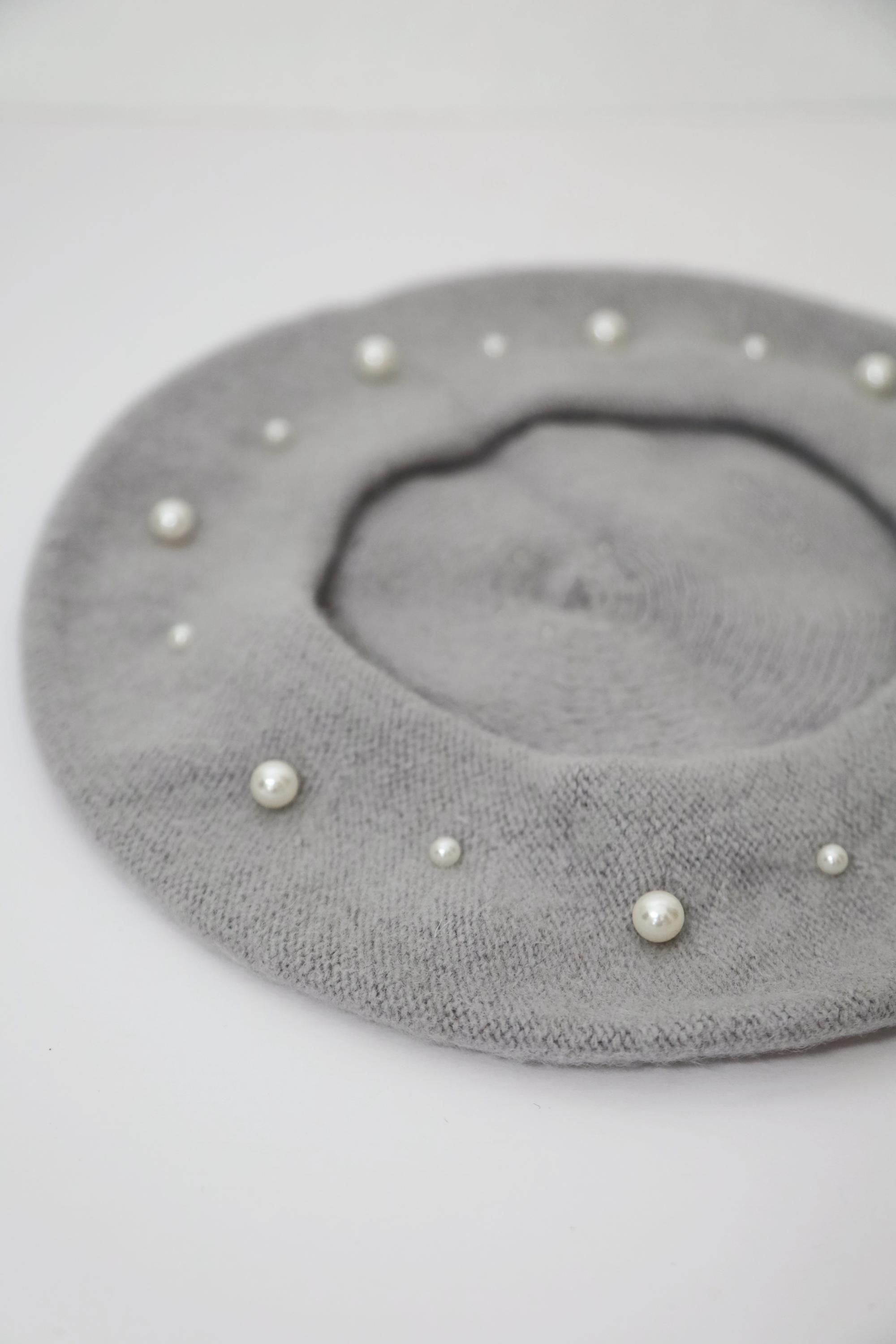 LOFT Gray Beret with White Pearl Beads Light Grey Beret With Pearls White Pearls Beret Perl  main image 4