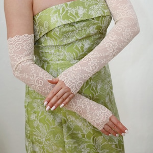 Beige Lace Fingerless Gloves Victorian Floral Arm Warmers Bridal Sleves Wedding Accessories