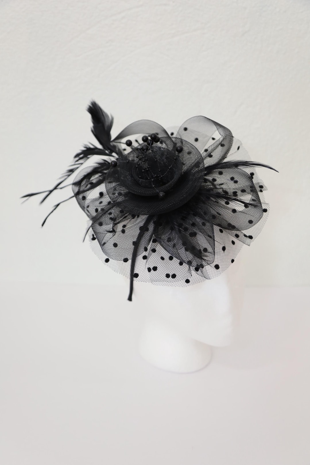 JewelryWe Fascinator Hut Damen Mit Feder & Schleier - Vintage Kopfschmuck Für Hochzeit, Tee Party, Derby