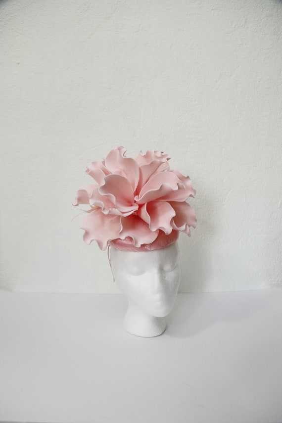 Big Pink Flower Fascinator Kentucky Derby Oversized Light  display picture 1