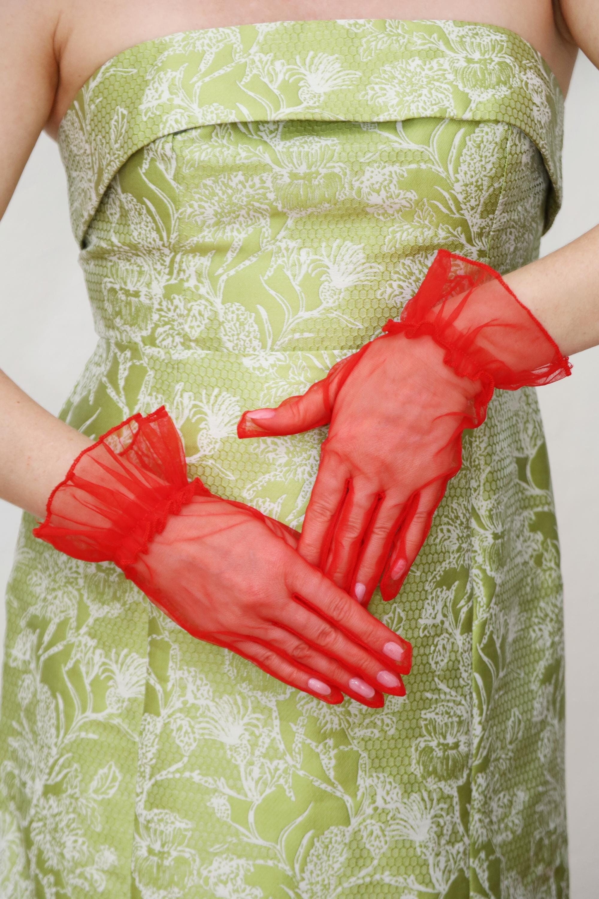 Guantes acampanados México