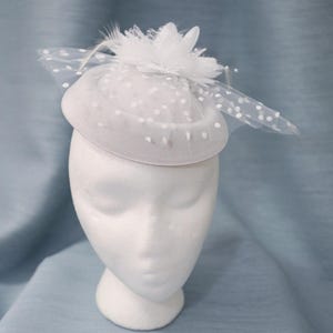 White Veil Fascinator Bridal Hat White Kentucky Derby Headpiece Wedding Headband