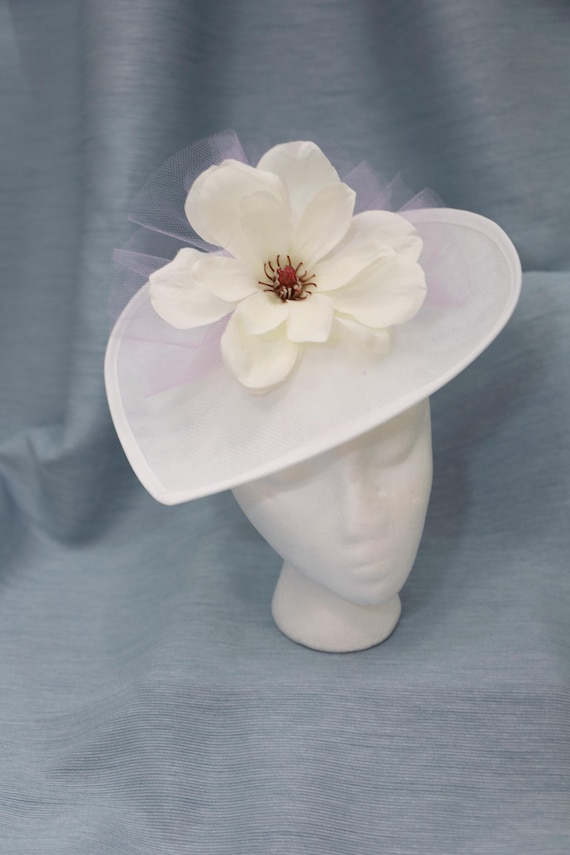 White Kentucky Derby Hat White Flower Fascinator Lilac Tulle  display picture 1
