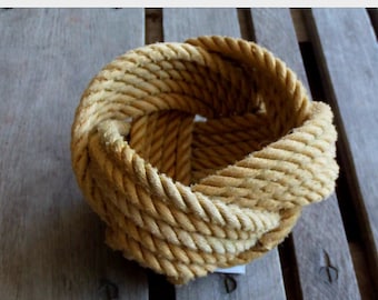 Handmade Nautical Rope Bowl: Recycled Fishing Line Catch-All