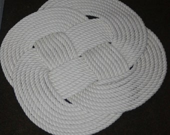 Round Off White Cotton Rope Rug Bathmat 24" diameter Woven Handmade Soft Hand Knotted Absorbent Natural Nautical Design Sailors Mat