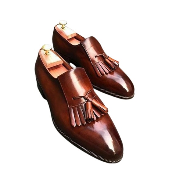 New Men's Leather Brown Tasseled loafers unique style, latest loafers design Handcrafted Formal Leather Loafer Shoes Men Fashion