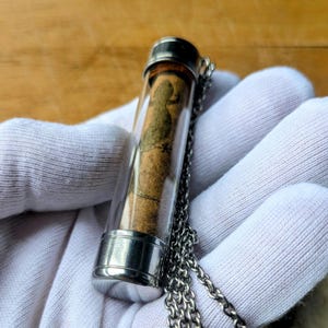 Luck, Prosperity & Magnetic Attraction - Takrut Jinjok Song Hang – Double-Tailed Gecko Amulet– Rare Bamboo with Yantra Bead