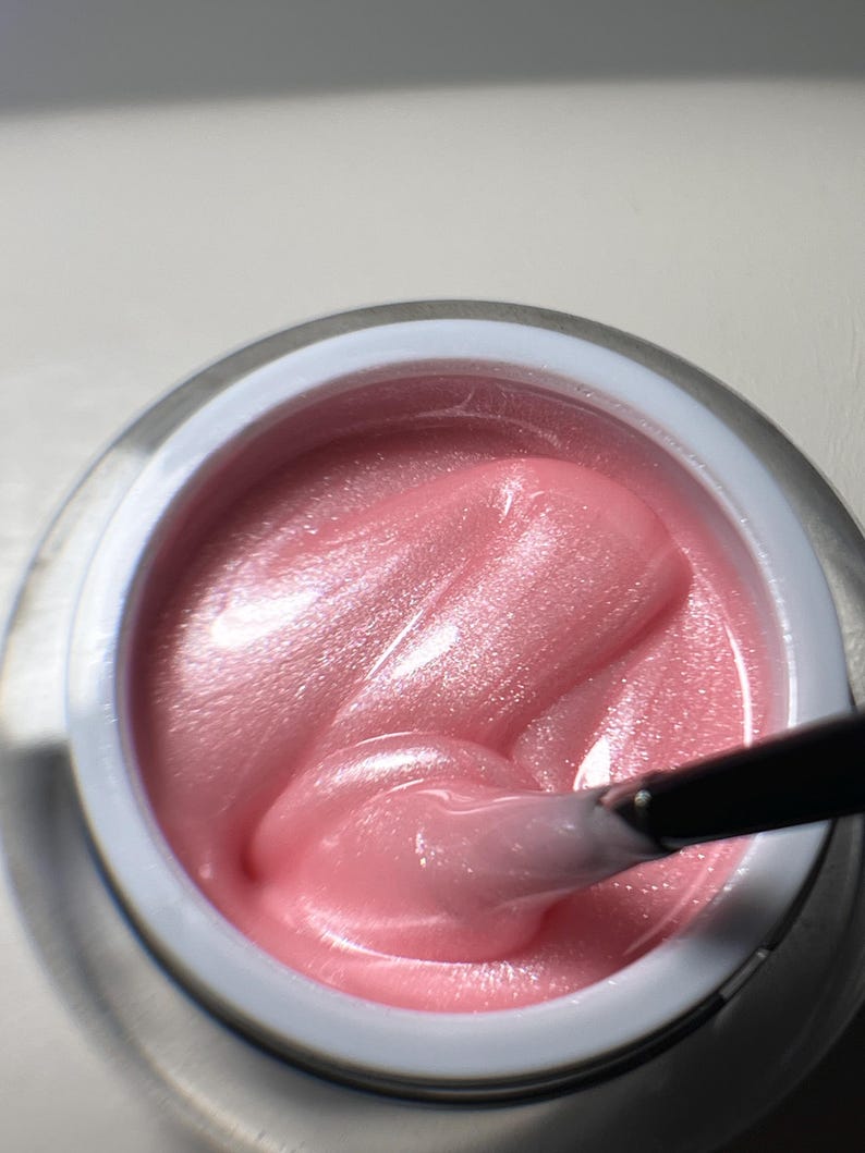 Gel constructor Shimmer 26: Extensión de uñas sin hema, modelado fuerte imagen 7