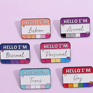 Hello I&#39;m LGBT Enamel Pins, Bisexual, Pansexual, Asexual, Trans, Gay, Lesbian, Brooches Lapel Badges Pride, Enamel Pins, LGBTQ Badges