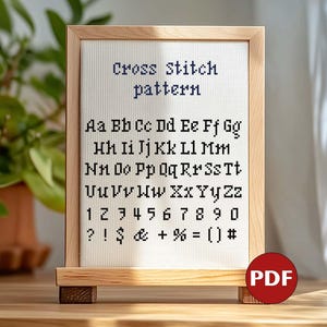 Kleines Kreuzstichmuster | Kreuzstich Alphabet Muster PDF | Kleine Schrift mit Großbuchstaben, Kleinbuchstaben, Zahlen und Symbolen