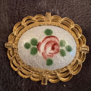 Vintage oval gold pink flowered broach