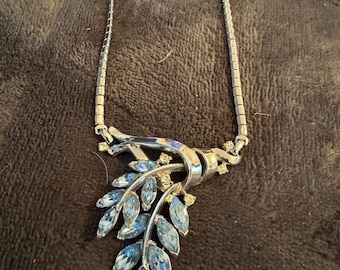 Vintage Trifari silver and aquamarine blue choker necklace-very pretty