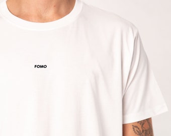 FOMO | Besticktes Bio Baumwoll T-Shirt