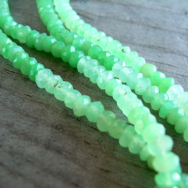 Stunning Chrysoprase Rondelles, 3-4mm, 7 inch strand