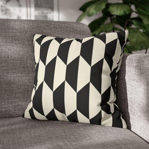 Moroccan Tile Design Pillow Cover