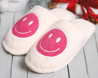 Kapcie Happy Face: buty domowe z mikrofibry i poliestru