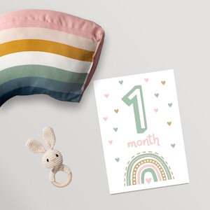 Cartes d'étape pour photos de bébé du mois avec illustration arc-en-ciel, cadeau de baby shower