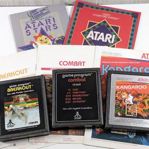 Kangaroo, Breakout, Combat Atari 2600 *See Pics* Game Lot w/ Manuals/Instructions + 2 Vintage Atari Catalogs Tested Working Combined Ship