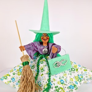 Green Fairy Garden Figurine,Kitchen Witch Doll,Witch With Pumpkin Pendant,Home Spirit Talisman,Flying Hanging Witch,Funny Witch With Handbag