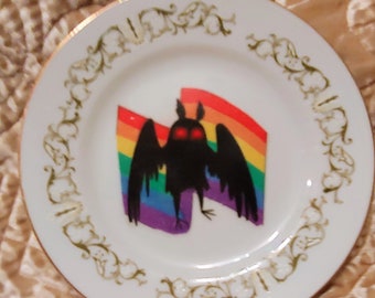 Mothman pride flag green midcentury upcycled plate wall decor