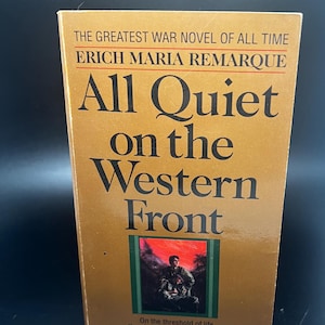 All Quiet on the Western Front  Erich Maria Remarque 1982 Vintage Paperback book