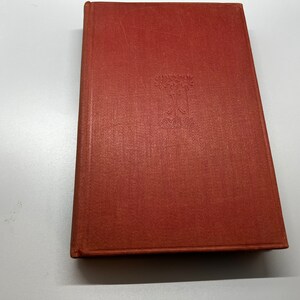 The Story of Life in the Seas by Sydney Hickson 1902 the Library of Valuable Information Vintage Book