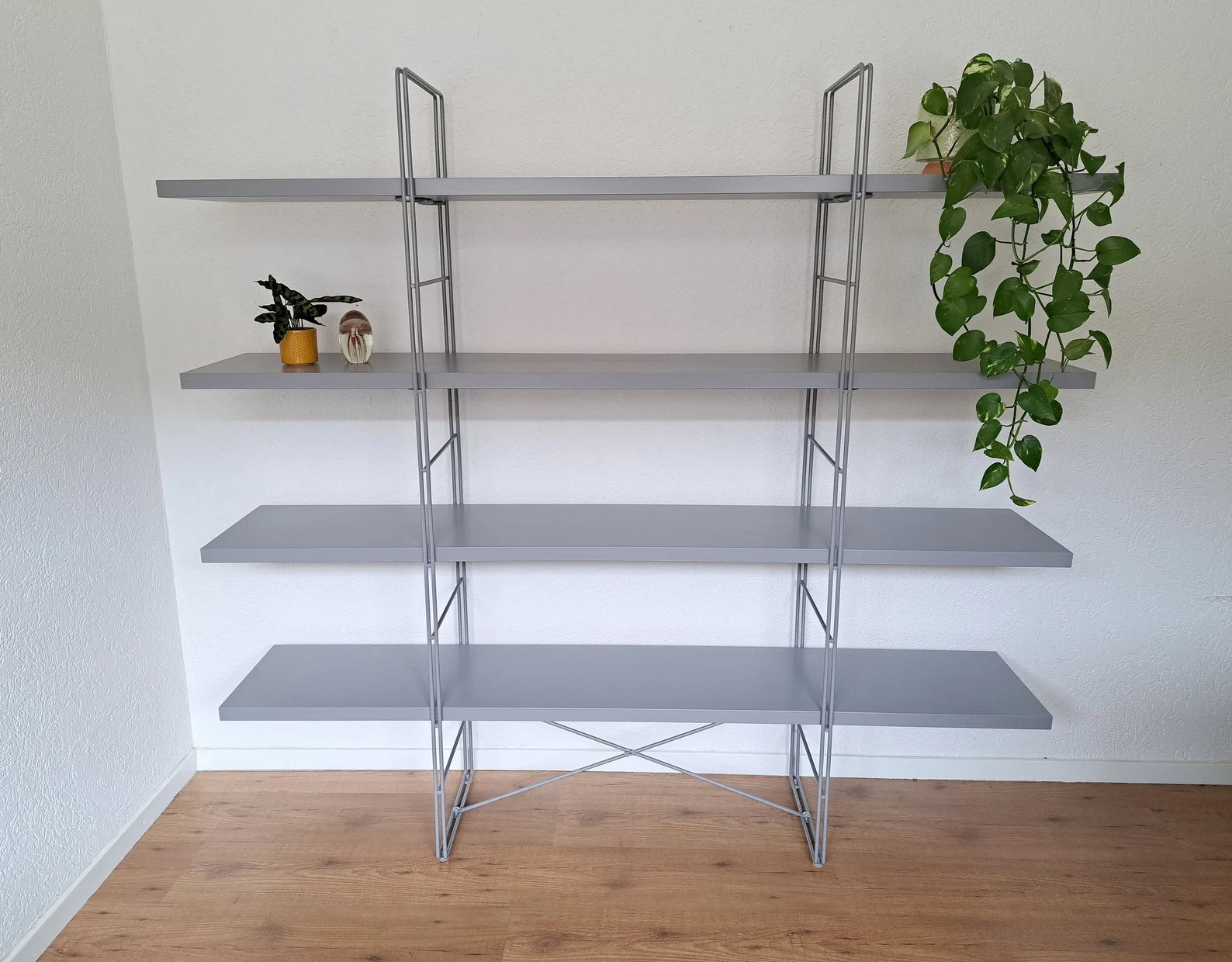 IKEA シェルフ ENETRI グレー　② IKEA シェルフ ENETRI グレー ② Metal and Gray Ikea Enetri