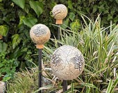 Keramik Kugel/Rosenkugel, 3er-Set, charmante Gartendeko im Sommer und Winter, frostsicher, biologische Schädlingsbekämpfung, 7 - 9 - 11 cm