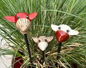 Keramik-Vogel rund, handgemachte Deko für Haus & Garten, frostsicher, Rosenkugel, Zaunhocker, Beet- und Blumentopfzierde das ganze Jahr lang