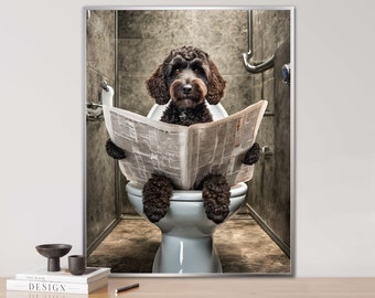 Labradoodle en el baño, animales de baño, periódico, retrato vintage, retrato de animales, arte digi, cartel, retrato de animales divertido,